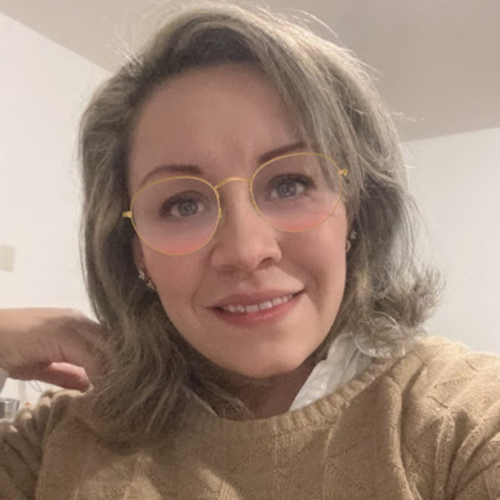 Meet your Posher, Carol jania